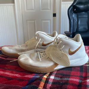 Kyrie Irving basketball shoes size 13